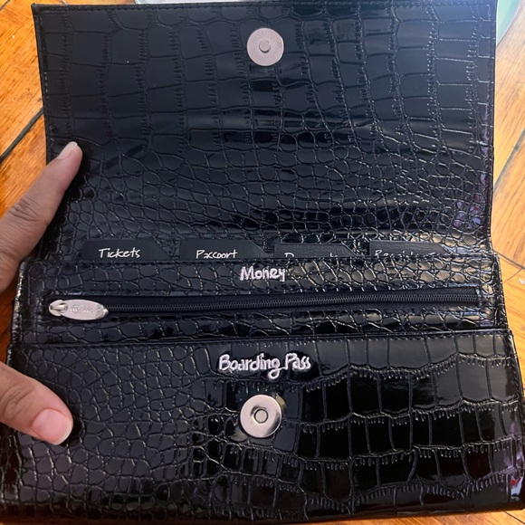 📌Passport Clutch File Fly ‼️ - Picture 4 of 4